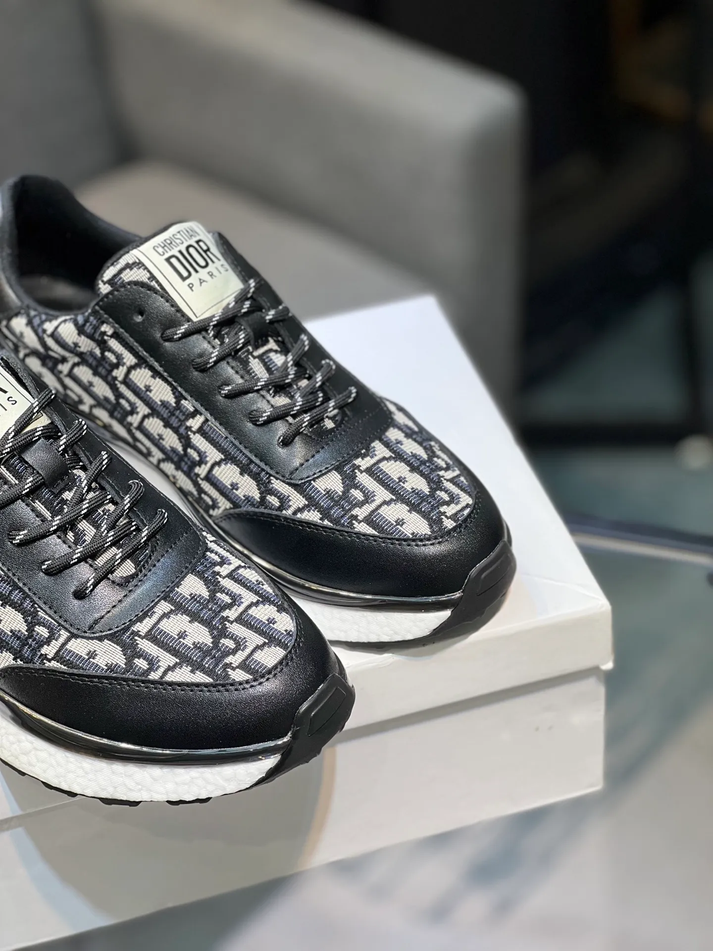 💰¥440【Dior】🔝The latest masterpiece of high-end men's shoes brand: original special cloth fabric imported from Italy + cowhide + imported sheepskin lining🔥Original toe-cap rubber outsole Soft and comfortable, making walking more convenient and comfortable! Size: 38-44 (45 can be customized)